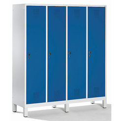 CP Garderobenschrank mit Kunststoff-Füßen - Abteilbreite 400 mm, HxBxT 1850 x 1600 x 500 mm - lichtgrau / enzianblau