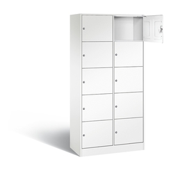 C+P Schließfachschrank  Serie 8070, H1950xB900xT480mm, Korpus: Verkehrsweiß, Türen: Verkehrsweiß