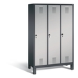 CP Garderobenschrank mit Kunststoff-Füßen - Abteilbreite 400 mm, HxBxT 1850 x 1200 x 500 mm - schwarzgrau / weißaluminium